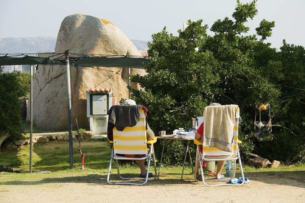 Camping Acapulco Hotel Palau Exterior photo